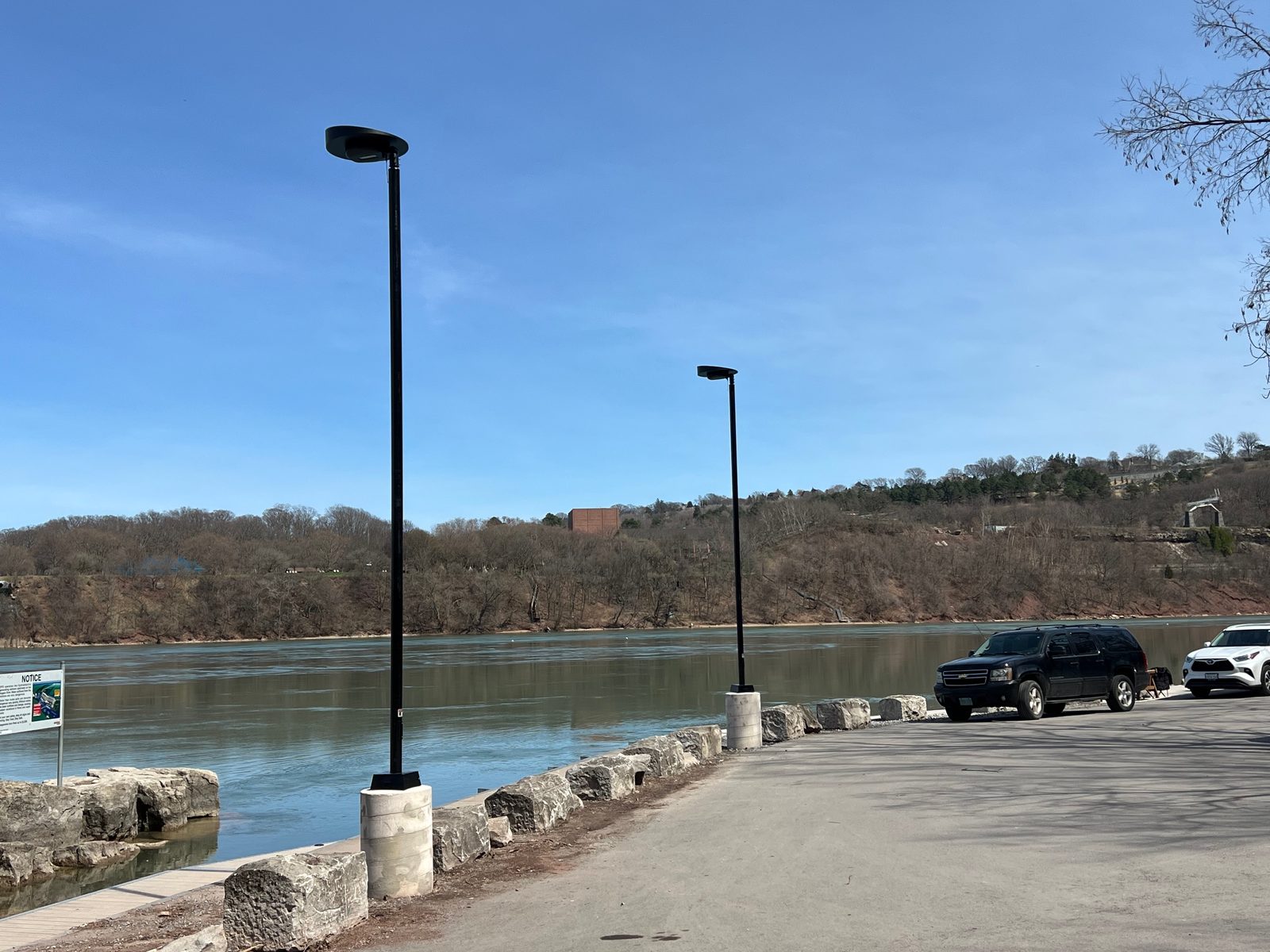 Clear Blue solar street lighting along the waterfront at Niagara-on-the-Lake, Ontario